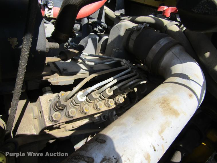 image for item DD5668 1994 Ford B700 Blue Bird school bus