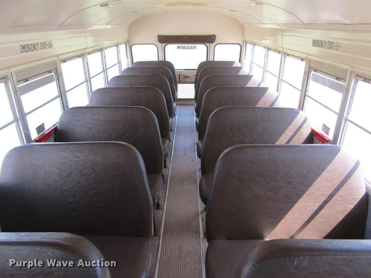 image for item DD5668 1994 Ford B700 Blue Bird school bus