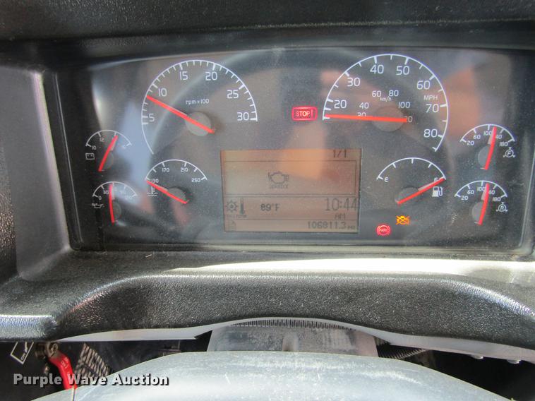 image for item DD5669 2008 Blue Bird Vision school bus