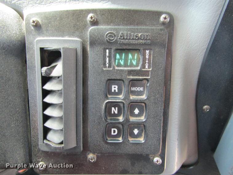 image for item DD5669 2008 Blue Bird Vision school bus