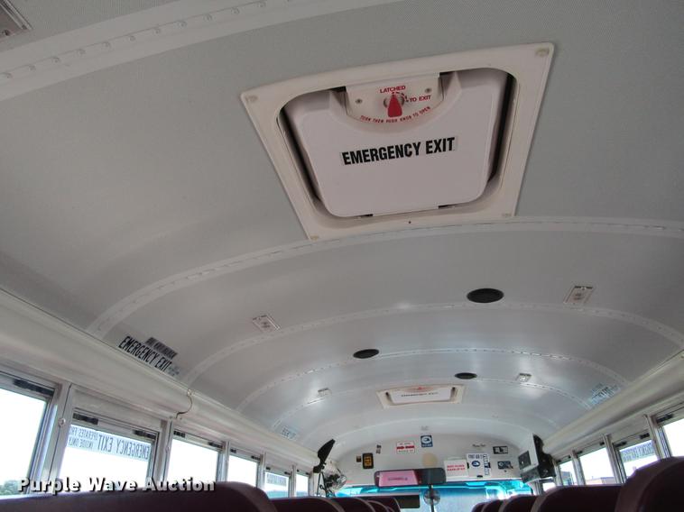 image for item DD5669 2008 Blue Bird Vision school bus