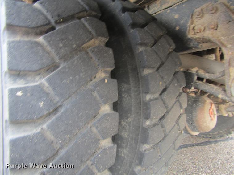 image for item DD5669 2008 Blue Bird Vision school bus