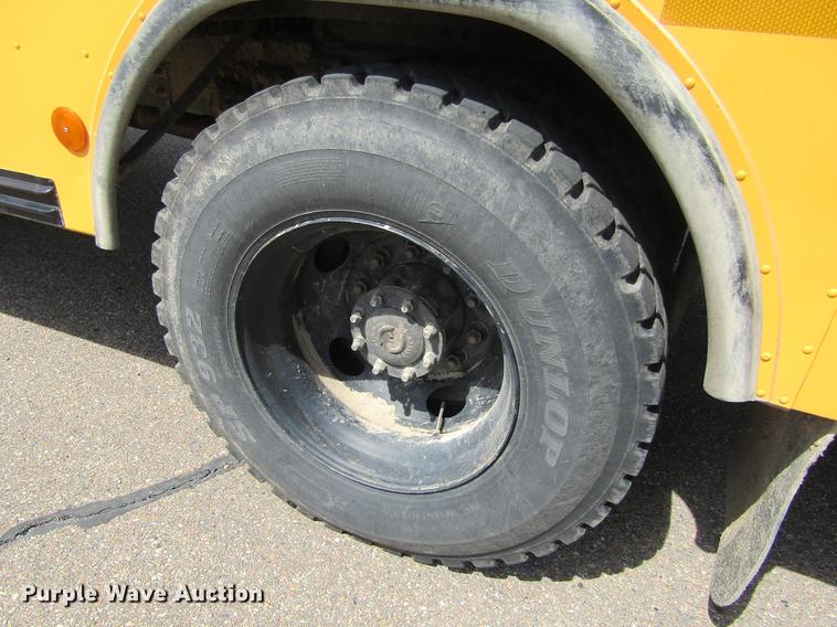 image for item DD5669 2008 Blue Bird Vision school bus