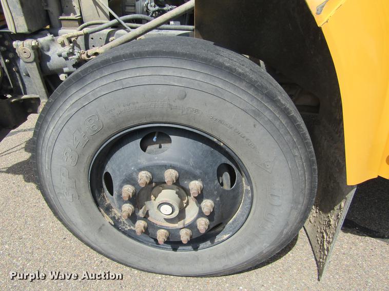 image for item DD5669 2008 Blue Bird Vision school bus