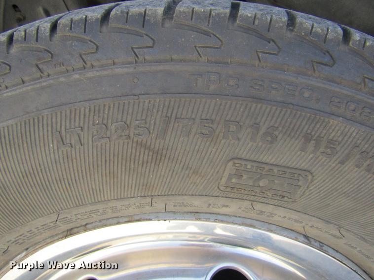 image for item DD5683 2003 Ford Econoline E450 Super Duty ambulance