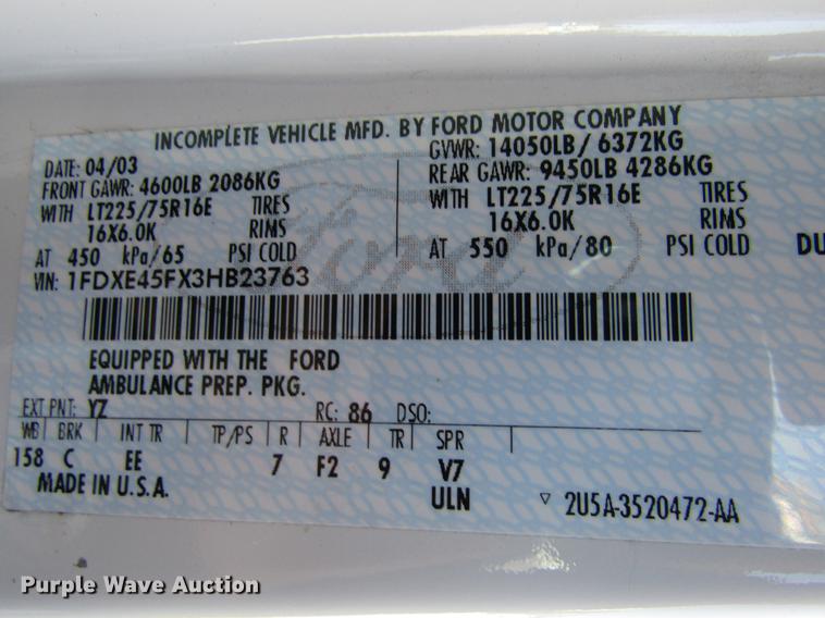 image for item DD5683 2003 Ford Econoline E450 Super Duty ambulance
