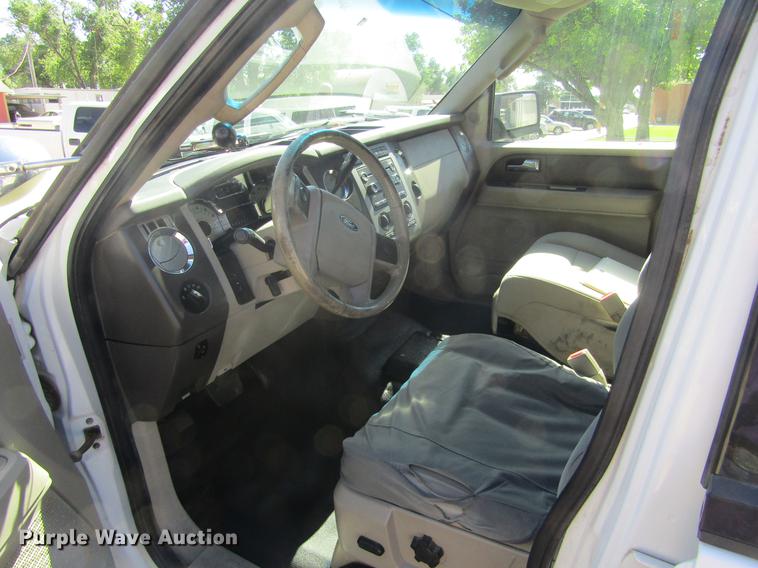 image for item DD5703 2009 Ford Expedition XLT SUV