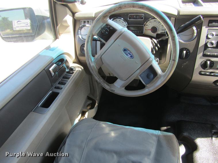 image for item DD5703 2009 Ford Expedition XLT SUV