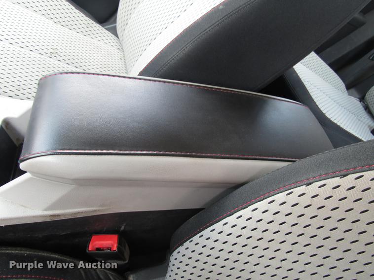 image for item DD7472 2011 Chevrolet Equinox SUV