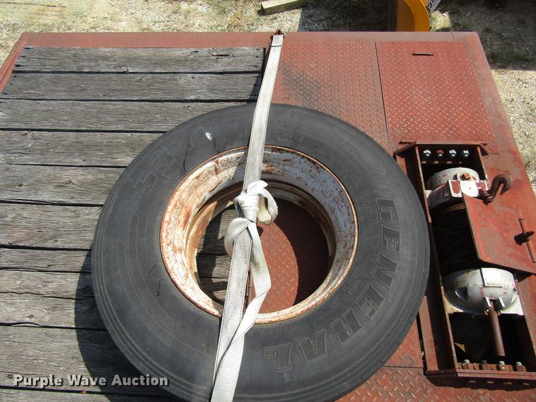 image for item DD7475 1997 Trail-Eze DHT7048 equipment trailer