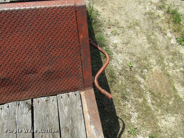 image for item DD7475 1997 Trail-Eze DHT7048 equipment trailer