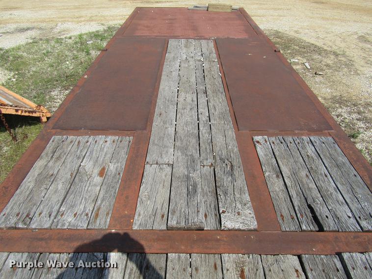 image for item DD7475 1997 Trail-Eze DHT7048 equipment trailer