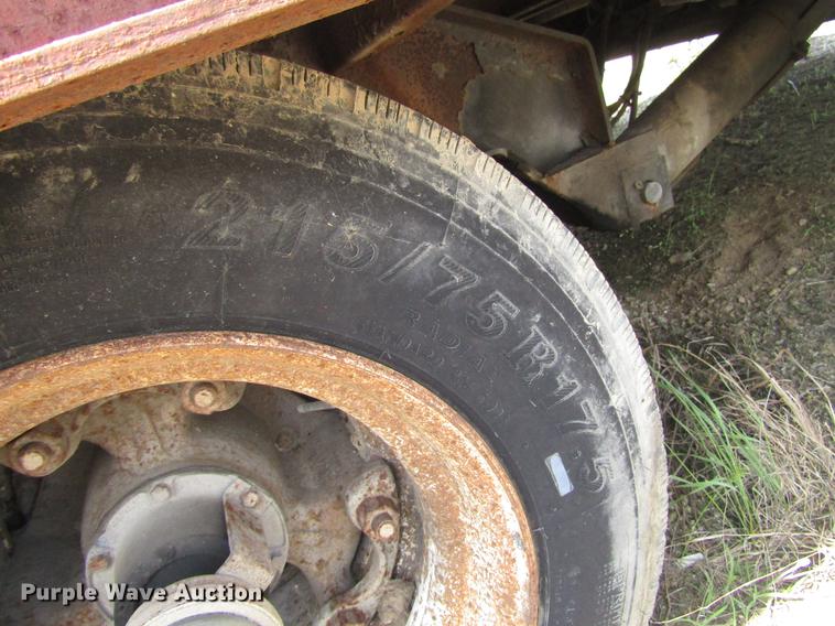 image for item DD7475 1997 Trail-Eze DHT7048 equipment trailer