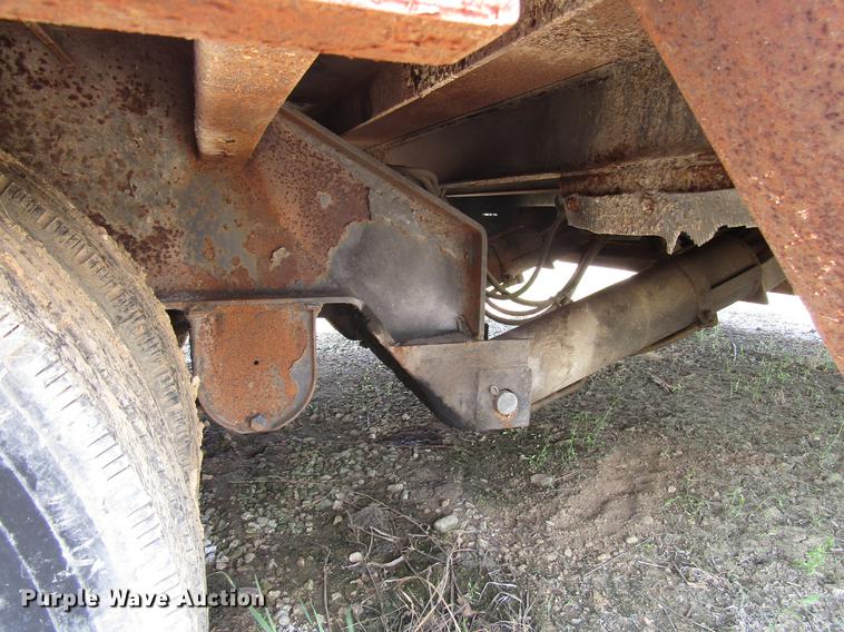 image for item DD7475 1997 Trail-Eze DHT7048 equipment trailer