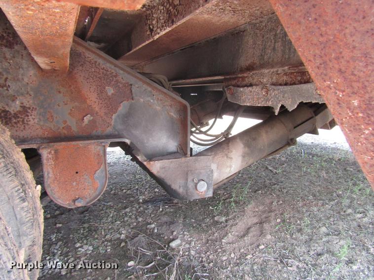 image for item DD7475 1997 Trail-Eze DHT7048 equipment trailer