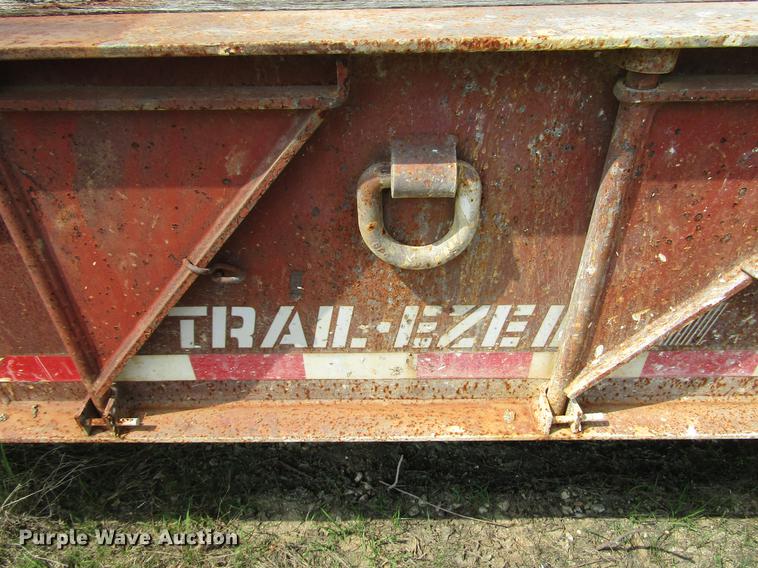 image for item DD7475 1997 Trail-Eze DHT7048 equipment trailer