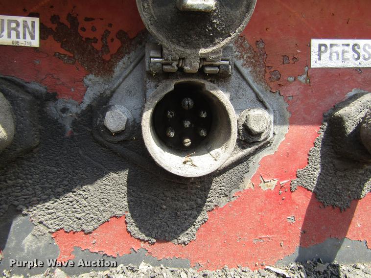 image for item DD7475 1997 Trail-Eze DHT7048 equipment trailer