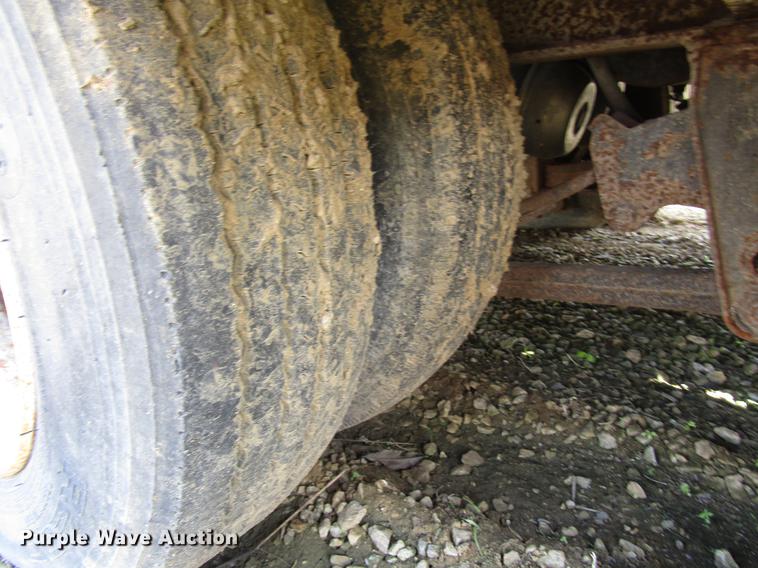 image for item DD7475 1997 Trail-Eze DHT7048 equipment trailer