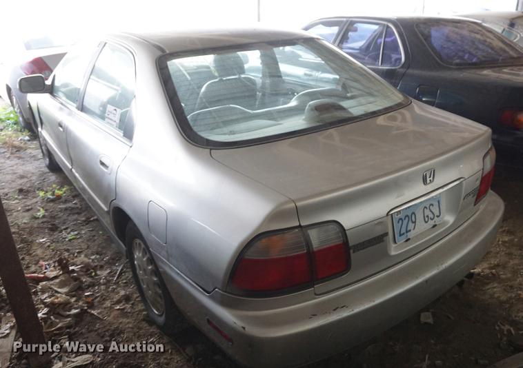 image for item DD7674 1996 Honda Accord