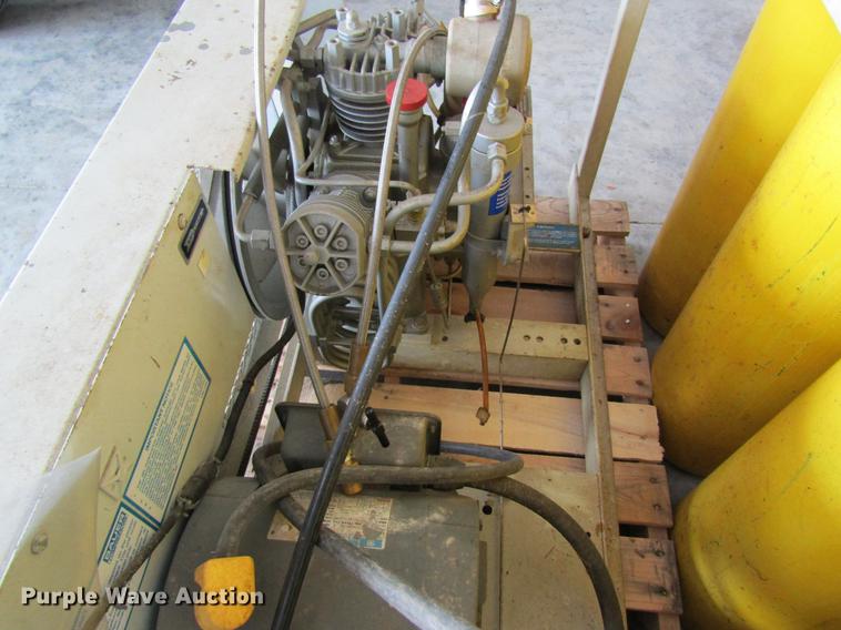 image for item DD8428 SBA UE1 filling station