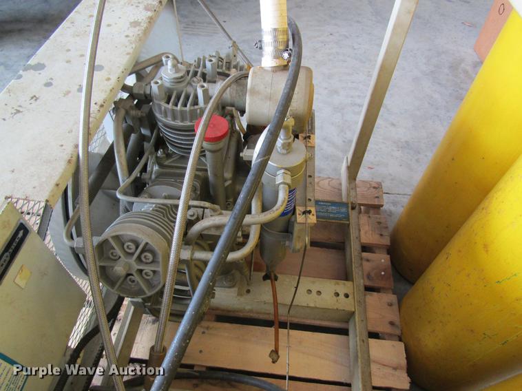 image for item DD8428 SBA UE1 filling station