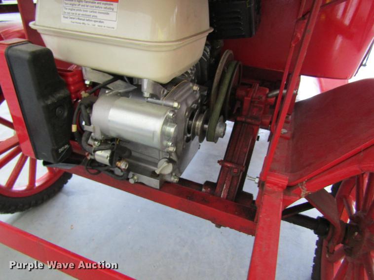 image for item DD8429 Miniature fire truck