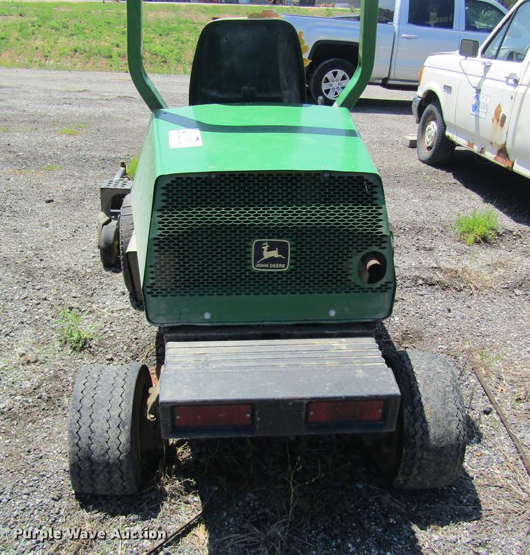 image for item DD8462 1998 John Deere F1145 lawn mower