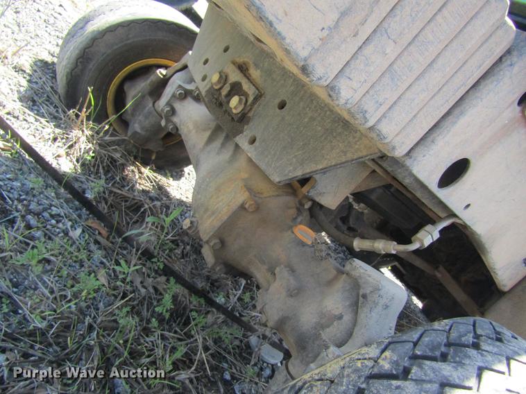 image for item DD8462 1998 John Deere F1145 lawn mower