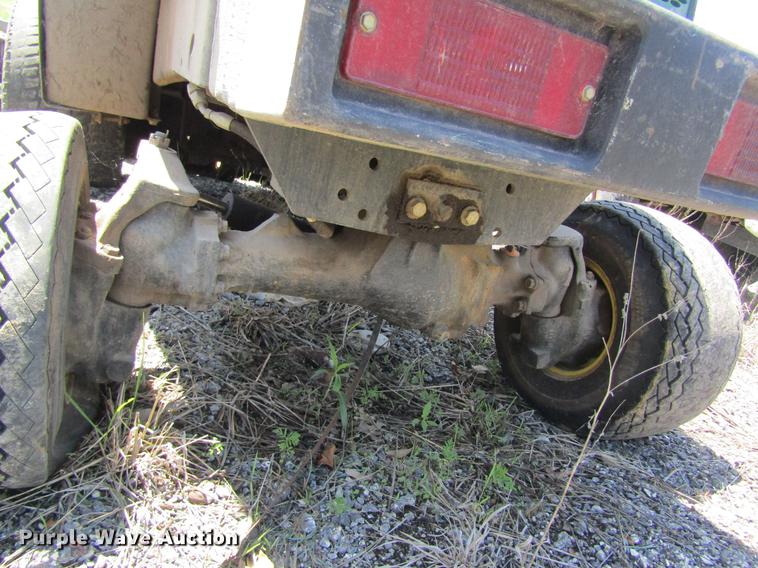 image for item DD8462 1998 John Deere F1145 lawn mower