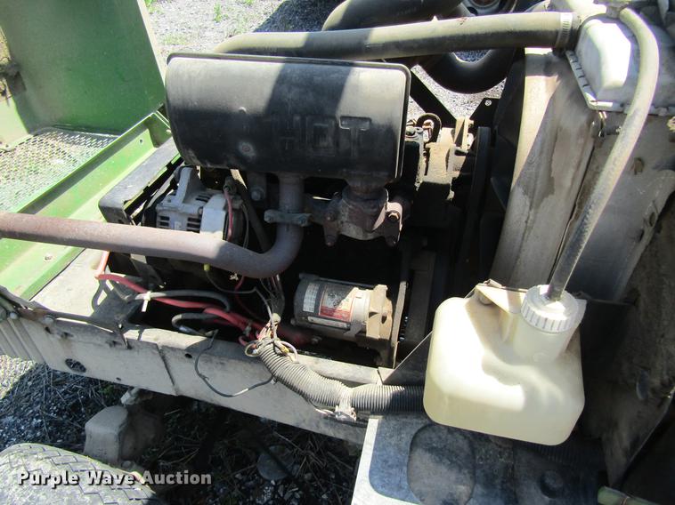 image for item DD8462 1998 John Deere F1145 lawn mower