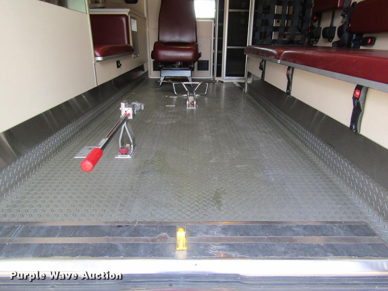 image for item DD8781 2009 Chevrolet C4500 ambulance