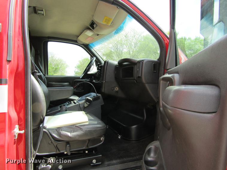 image for item DD8781 2009 Chevrolet C4500 ambulance