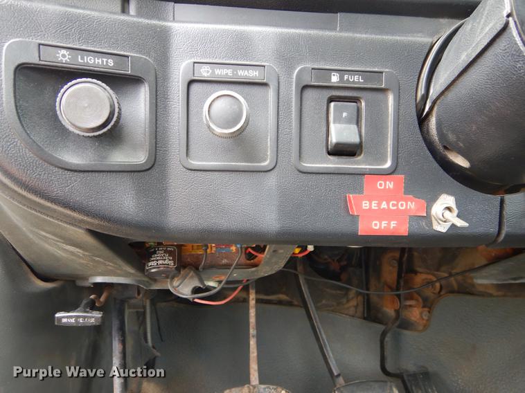 image for item DE1732 1991 Ford F450 Super Duty bucket truck