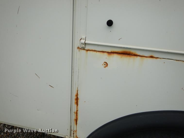 image for item DE1732 1991 Ford F450 Super Duty bucket truck