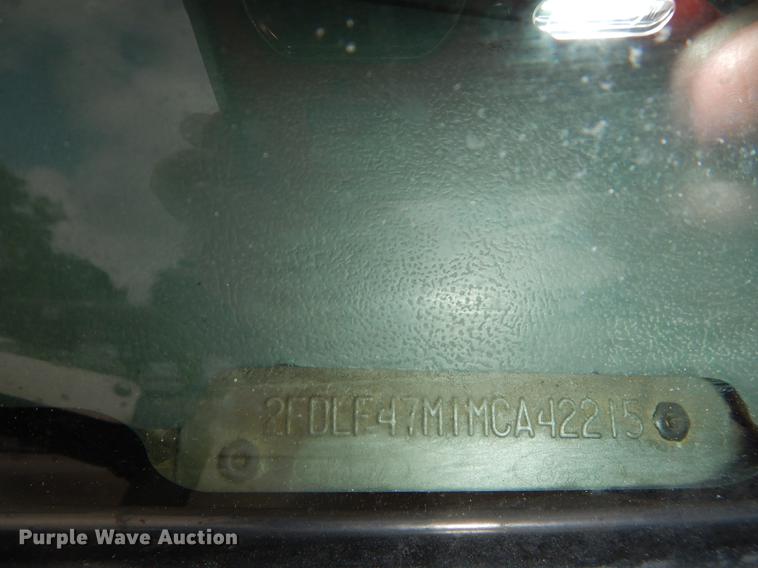 image for item DE1732 1991 Ford F450 Super Duty bucket truck