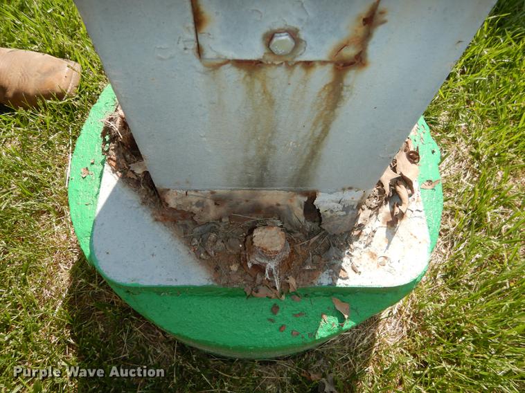 image for item DE1742 (15) metal light poles with lights