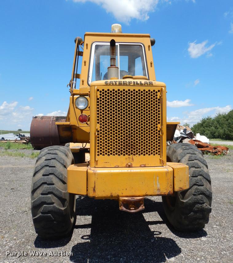 image for item DE1789 1973 Caterpillar 930 wheel loader