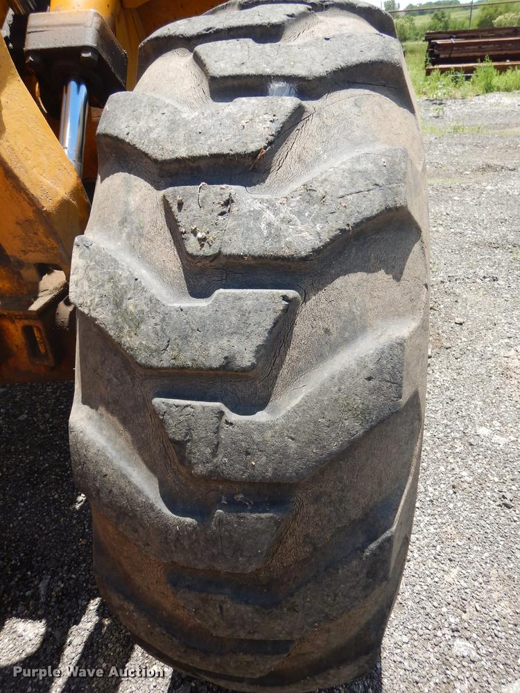 image for item DE1789 1973 Caterpillar 930 wheel loader