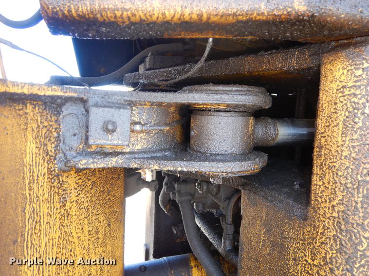 image for item DE1789 1973 Caterpillar 930 wheel loader