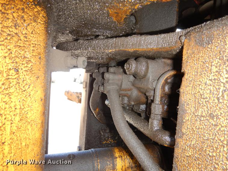 image for item DE1789 1973 Caterpillar 930 wheel loader