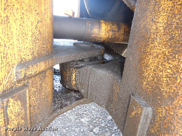 image for item DE1789 1973 Caterpillar 930 wheel loader