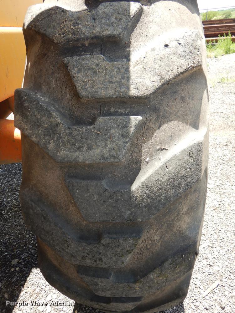 image for item DE1789 1973 Caterpillar 930 wheel loader