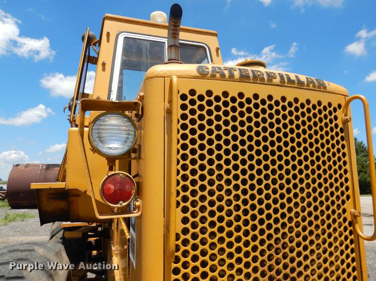 image for item DE1789 1973 Caterpillar 930 wheel loader