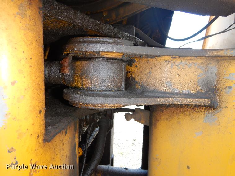 image for item DE1789 1973 Caterpillar 930 wheel loader