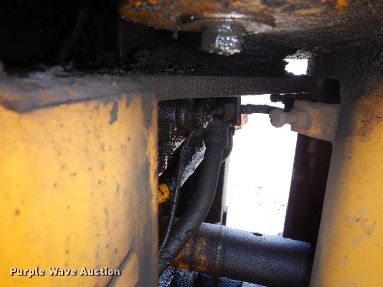 image for item DE1789 1973 Caterpillar 930 wheel loader