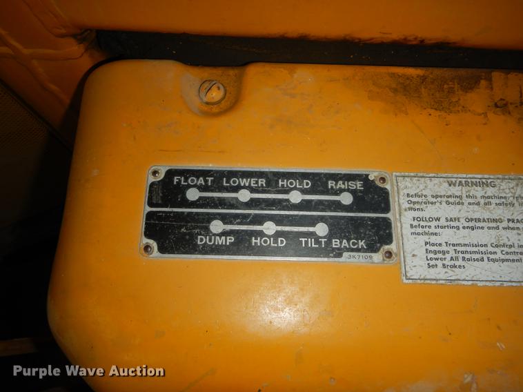 image for item DE1789 1973 Caterpillar 930 wheel loader