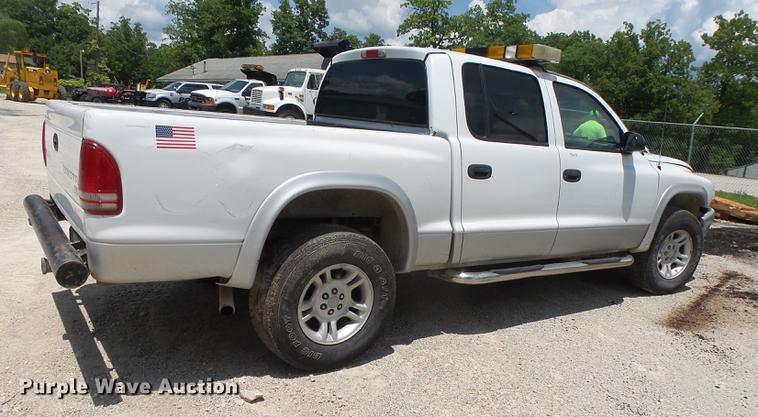 image for item DE3668 2003 Dodge Dakota SLT Quad Cab pickup truck