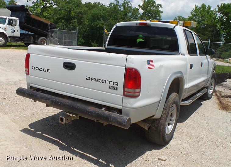 image for item DE3668 2003 Dodge Dakota SLT Quad Cab pickup truck