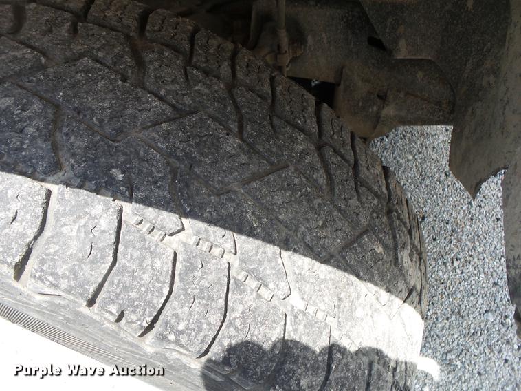 image for item DE3668 2003 Dodge Dakota SLT Quad Cab pickup truck