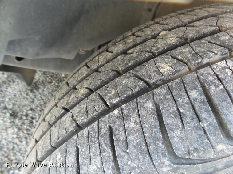 image for item DE3669 2005 Ford Crown Victoria Police Interceptor